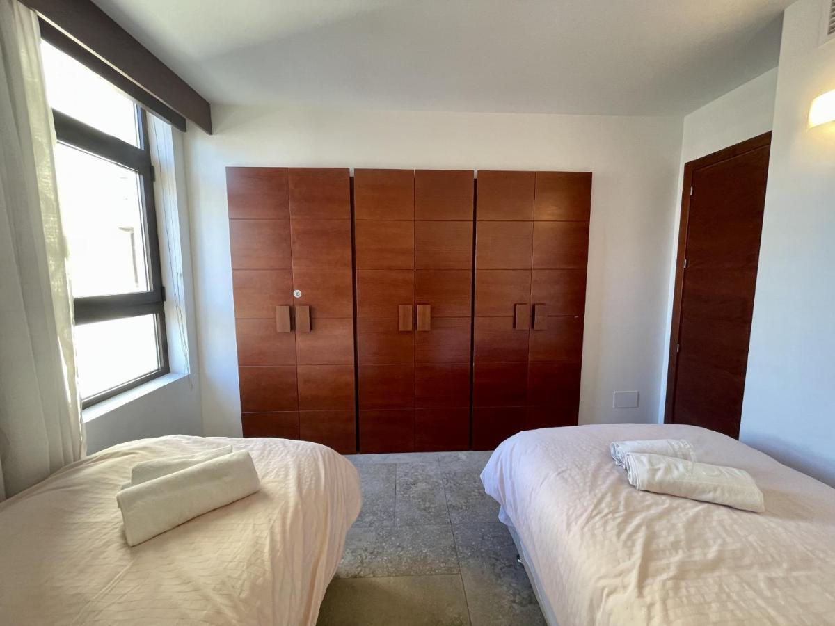 Exclusive Beachfront Apartment Torremolinos - Pool - Paddle - Tenis - Wifi - Central Aircon Екстер'єр фото