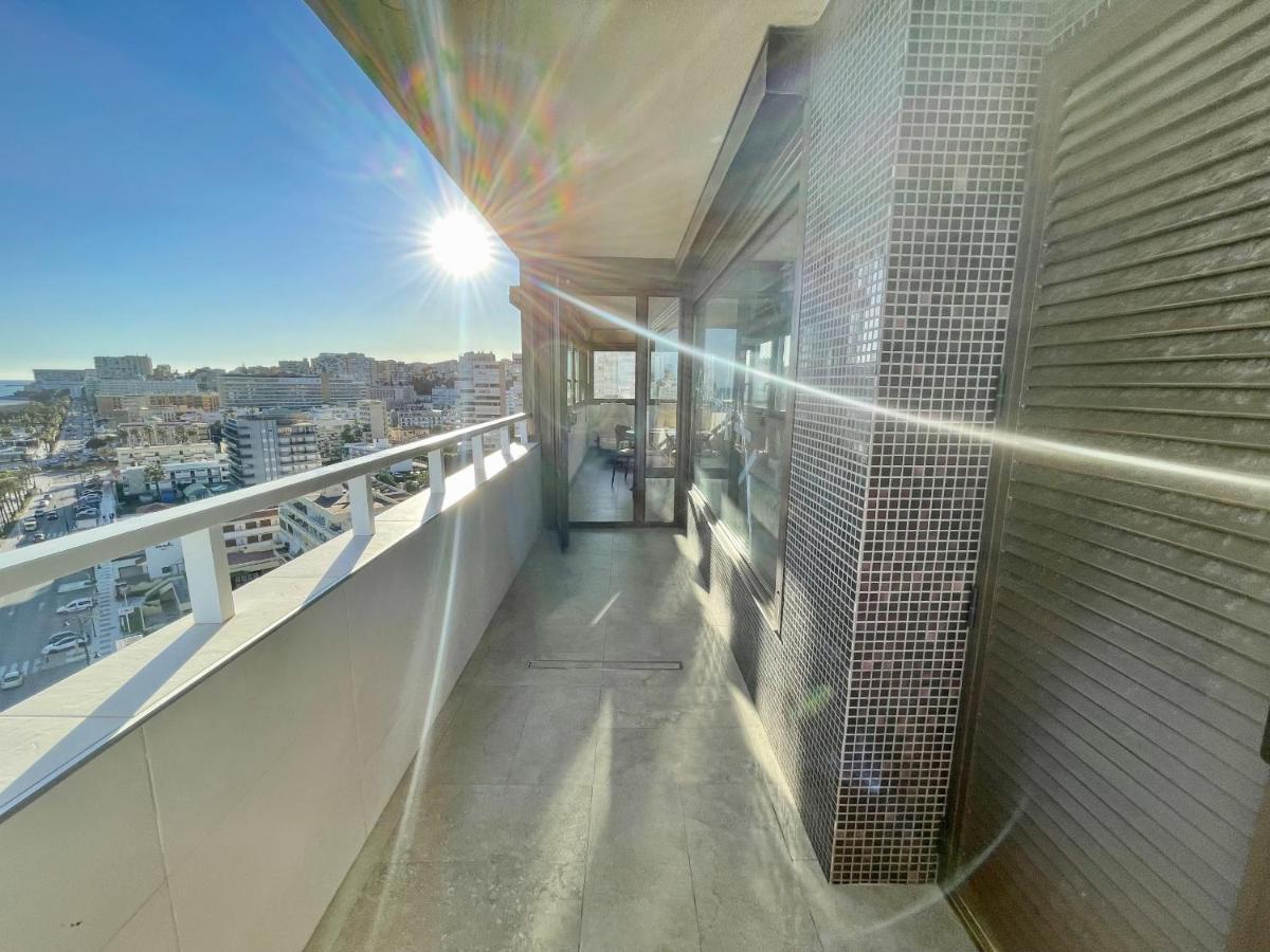 Exclusive Beachfront Apartment Torremolinos - Pool - Paddle - Tenis - Wifi - Central Aircon Екстер'єр фото