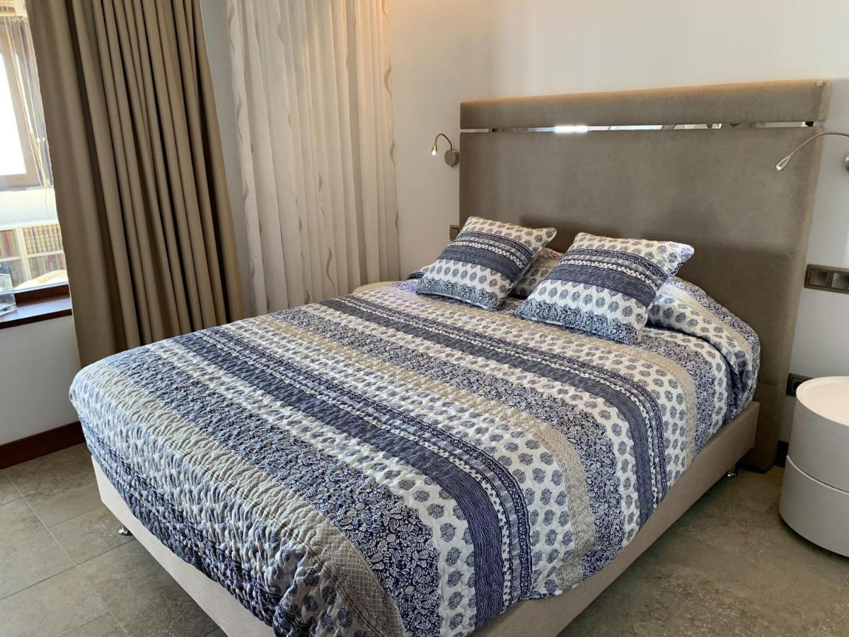 Exclusive Beachfront Apartment Torremolinos - Pool - Paddle - Tenis - Wifi - Central Aircon Екстер'єр фото